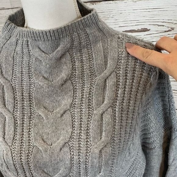 Vince Camuto Cable Stitch 3/4 Sleeve Mock Neck Relaxed Fit Mixed Knit Sweater - Picture 8 of 12